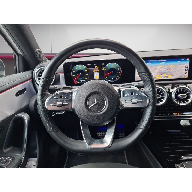 MERCEDES CLASSE A 200 7G-DCT AMG Line Entretiens Mercedes Garantie 12 mois.