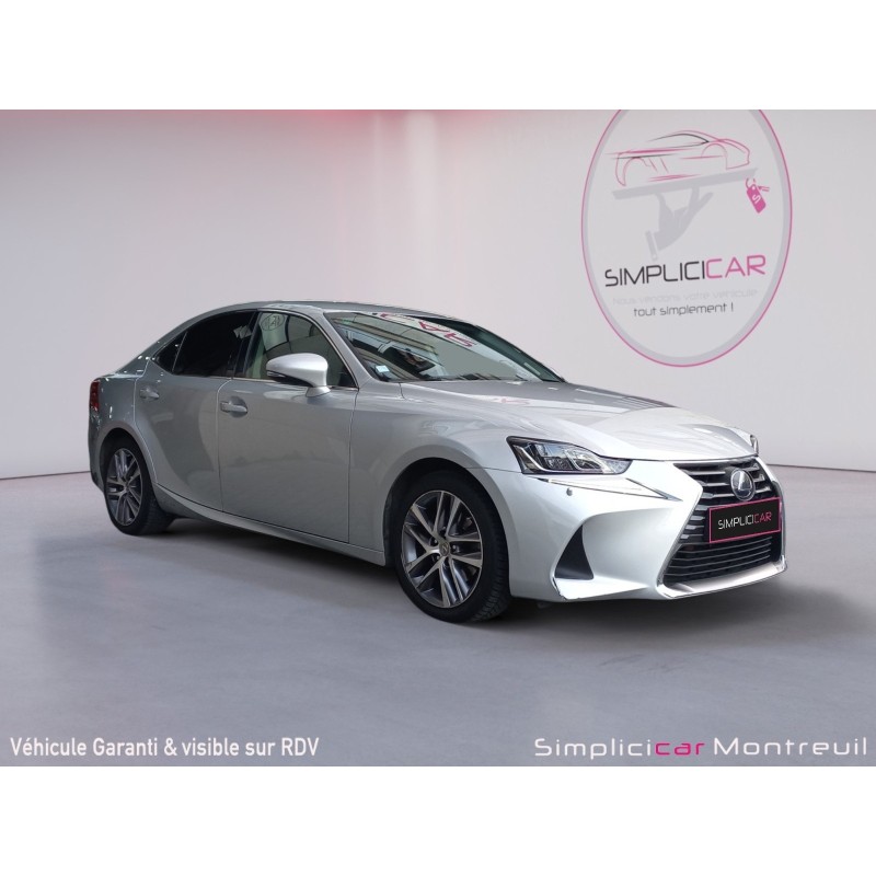 LEXUS IS 300h 2.5 223  Hybride E-CVT 181 LUXE