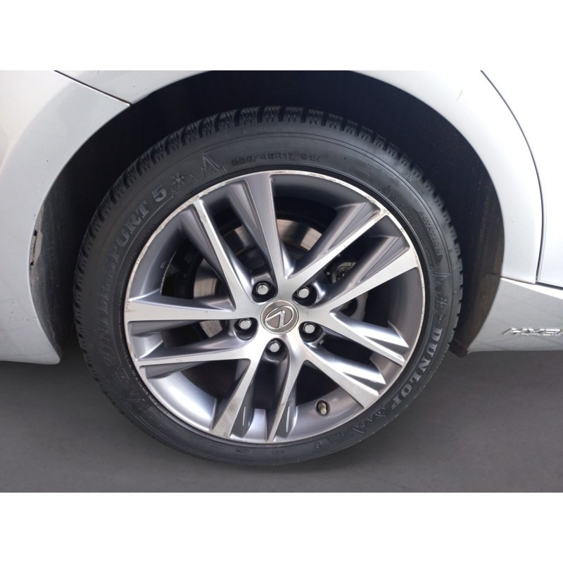 LEXUS IS 300h 2.5 223  Hybride E-CVT 181 LUXE