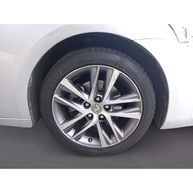 LEXUS IS 300h 2.5 223  Hybride E-CVT 181 LUXE