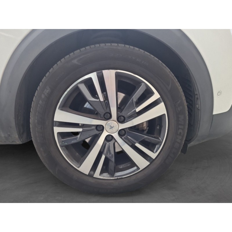 PEUGEOT 3008 130ch SS Allure EAT6 Distribution faite par Peugeot Garantie 12 mois.