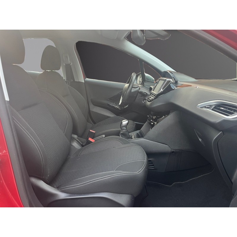 PEUGEOT 208 1.2 PureTech 82ch BVM5 Allure Carplay Garantie 12 mois Sort de révision