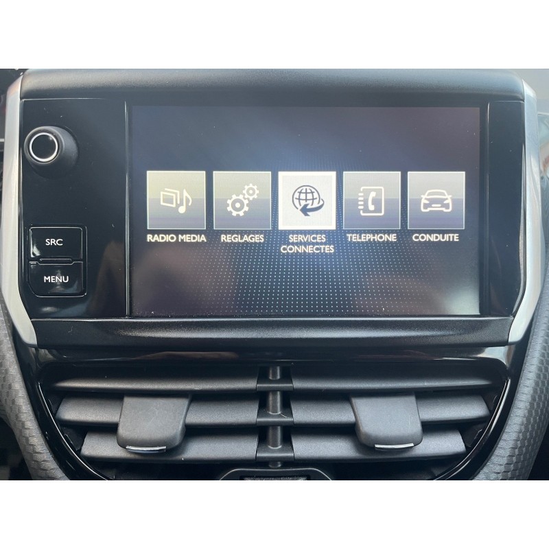 PEUGEOT 208 1.2 PureTech 82ch BVM5 Allure Carplay Garantie 12 mois Sort de révision