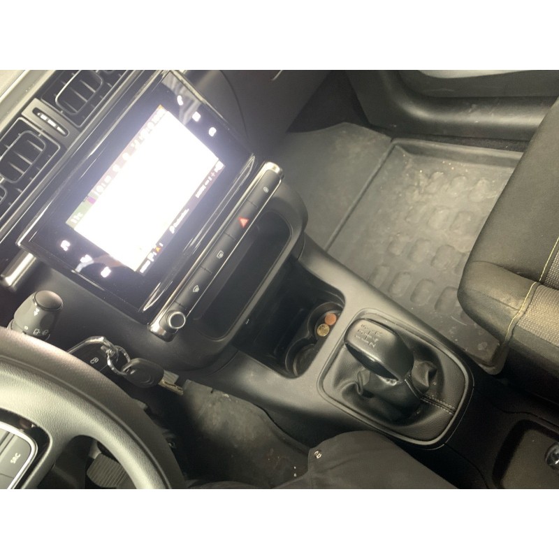 CITROEN C3 SOCIETE PURE TECH 83 SS BVM FEEL NAV/GARANTIE 12 MOIS /VEHICULE SUIVI  CITROEN