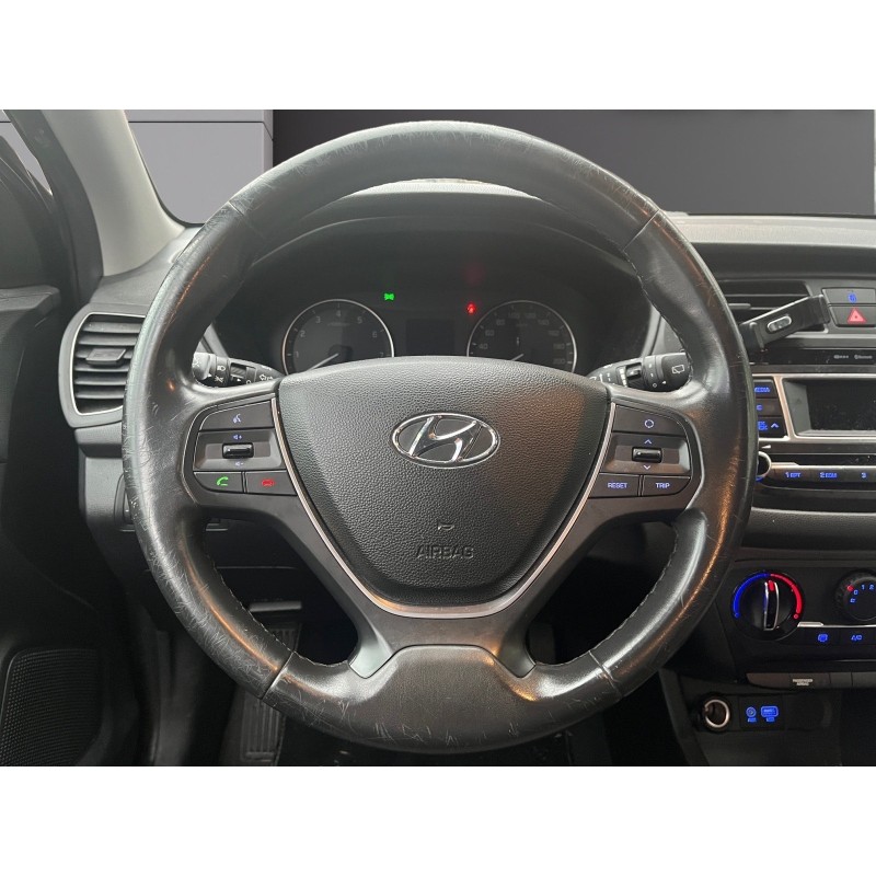 HYUNDAI i20 1.2 75 Edition Clim Entretiens a jour Garantie 12 mois