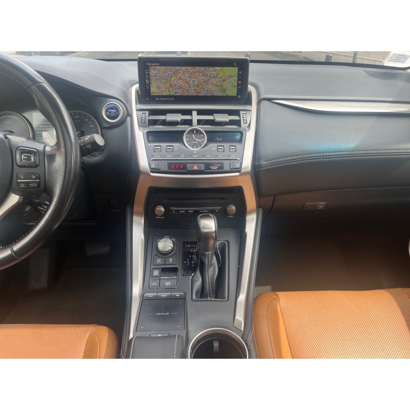 LEXUS NX NX 300h 4WD E-CVT Luxe ENTRETIENS LEXUS A JOUR