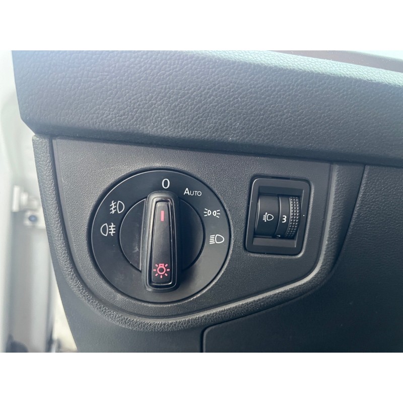 VOLKSWAGEN POLO BUSINESS 1.6 TDI 95 SS BVM5 Lounge Business Garantie 12 mois