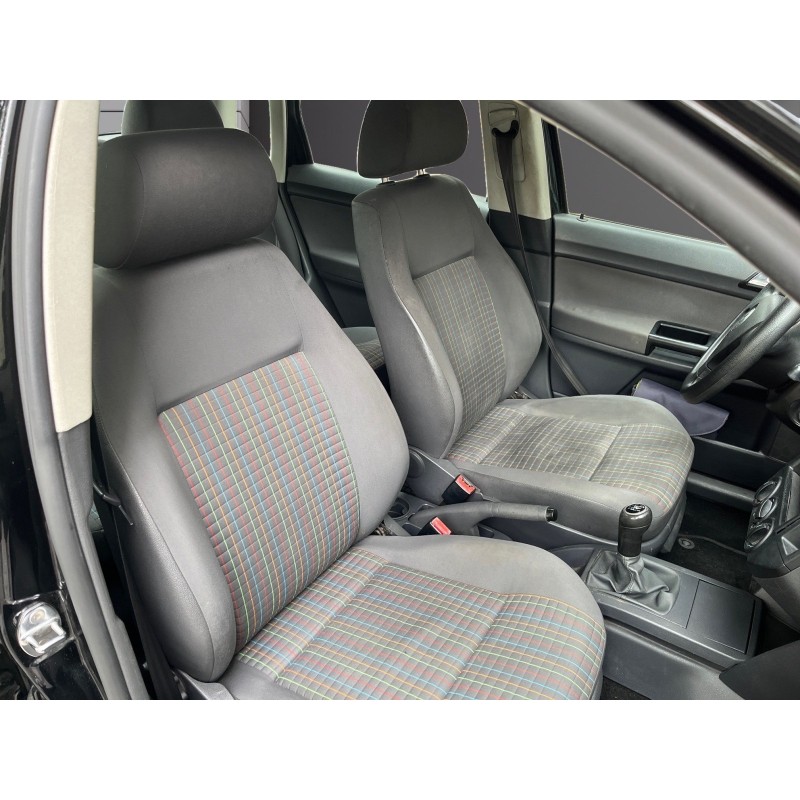 VOLKSWAGEN POLO TDI 70 United, Attelage