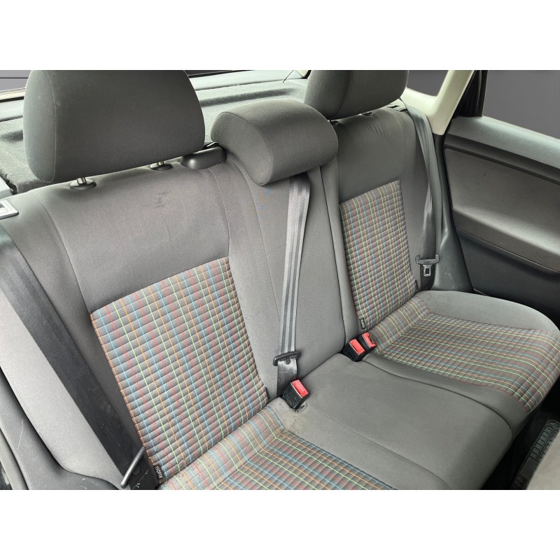 VOLKSWAGEN POLO TDI 70 United, Attelage