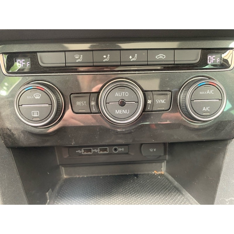VOLKSWAGEN TIGUAN 2.0 TDI 150 DSG7 Carat/BOITE AUTOMATIQUE/TOIT OUVRANT/GARANTIE 12 MOIS