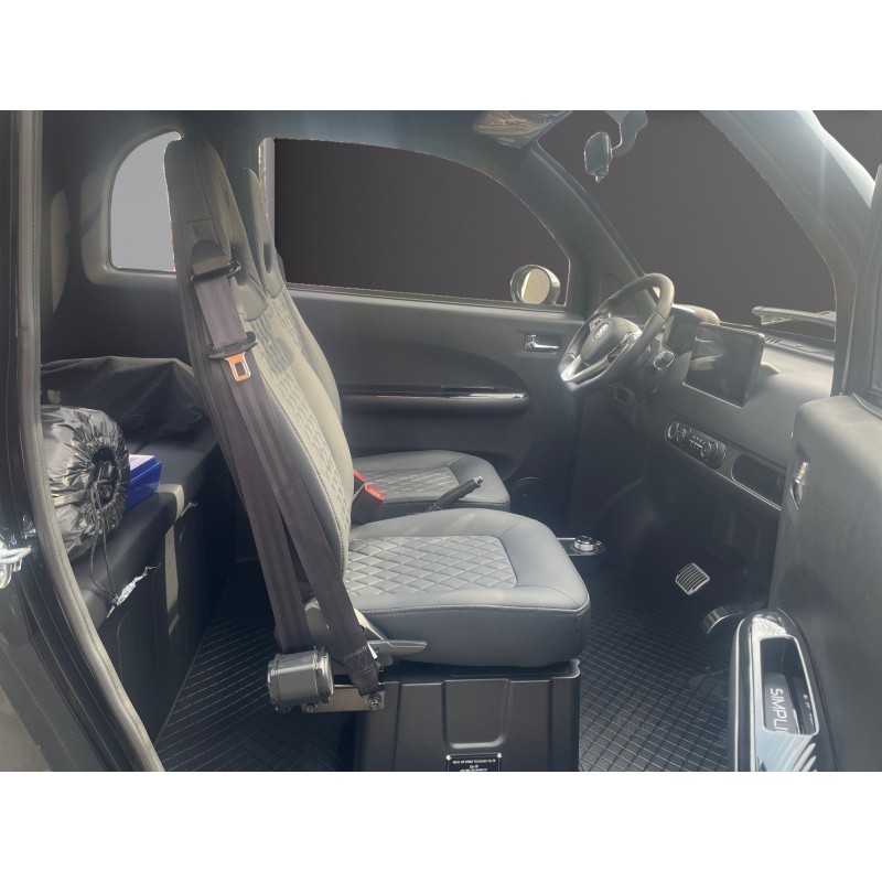 SIMPLICI S1 72V 100 AH 3,2 kw  Sans permis Ecran tactile  Garantie 24 mois AMI - LIGIER.