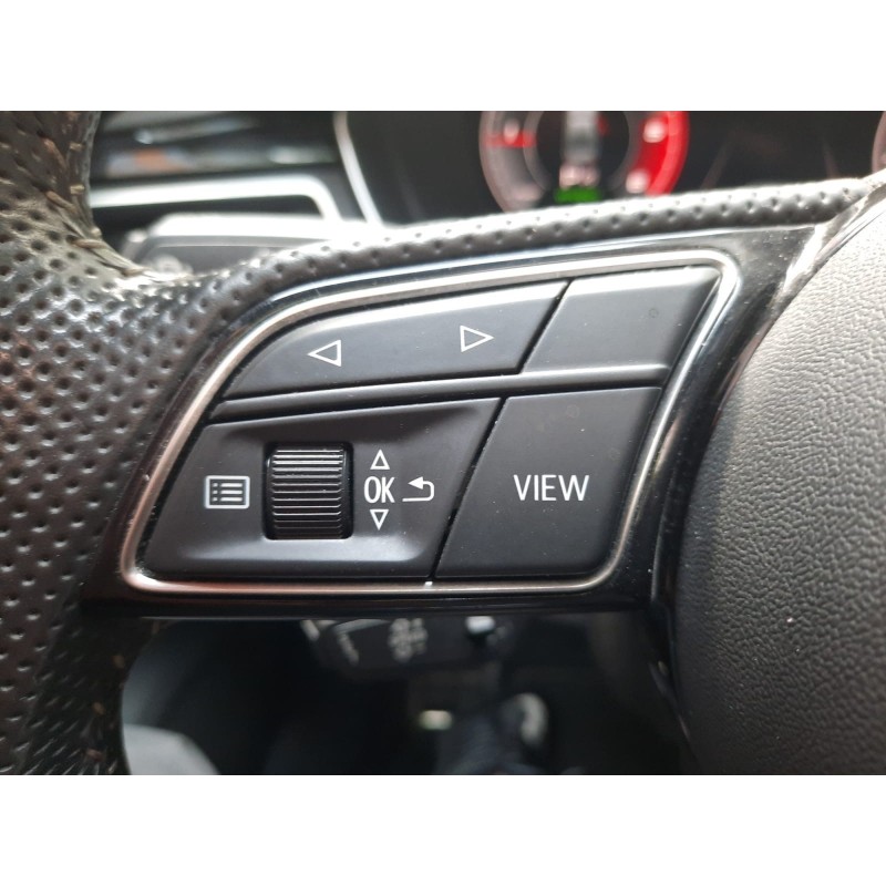 AUDI A4 A4 35 TDI 163 S tronic 7 S line/TOIT OUVRANT/BOITE AUTOMATIQUE/GARANTIE 12 MOIS