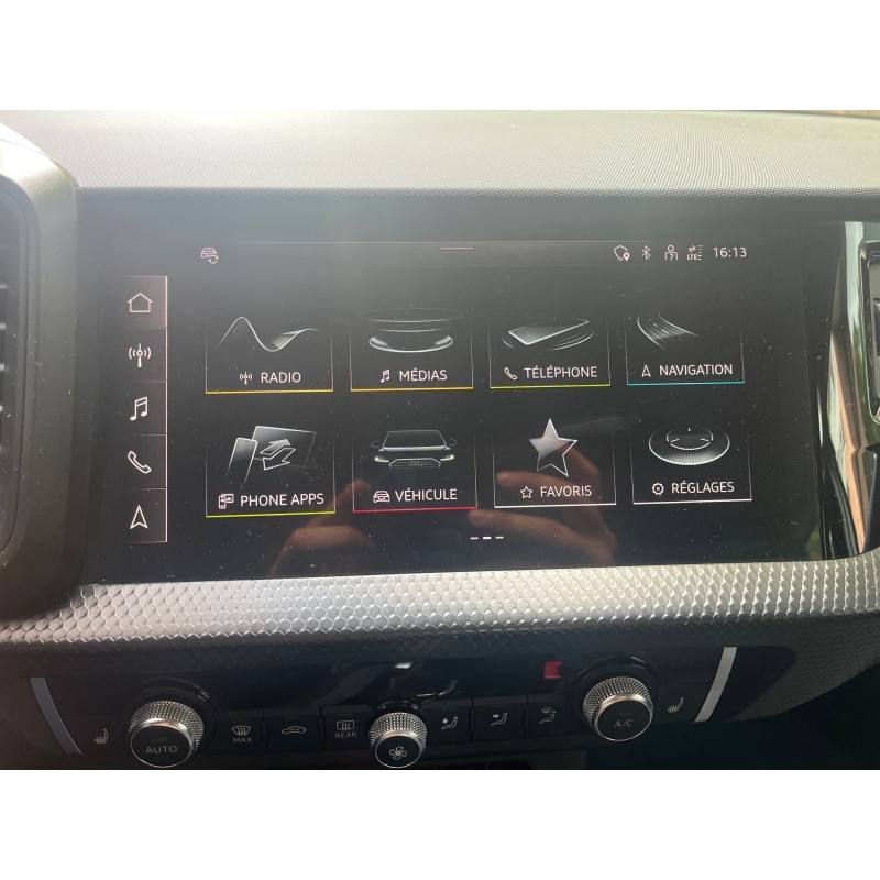 AUDI A1 SPORTBACK 35 TFSI 150 ch S tronic 7 S Line intérieure / extérieure Garantie 12 mois