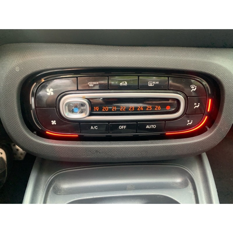 SMART FORTWO CABRIO 0.9 90 ch SS BA6 Prime caméra led style brabus garantie 12 mois