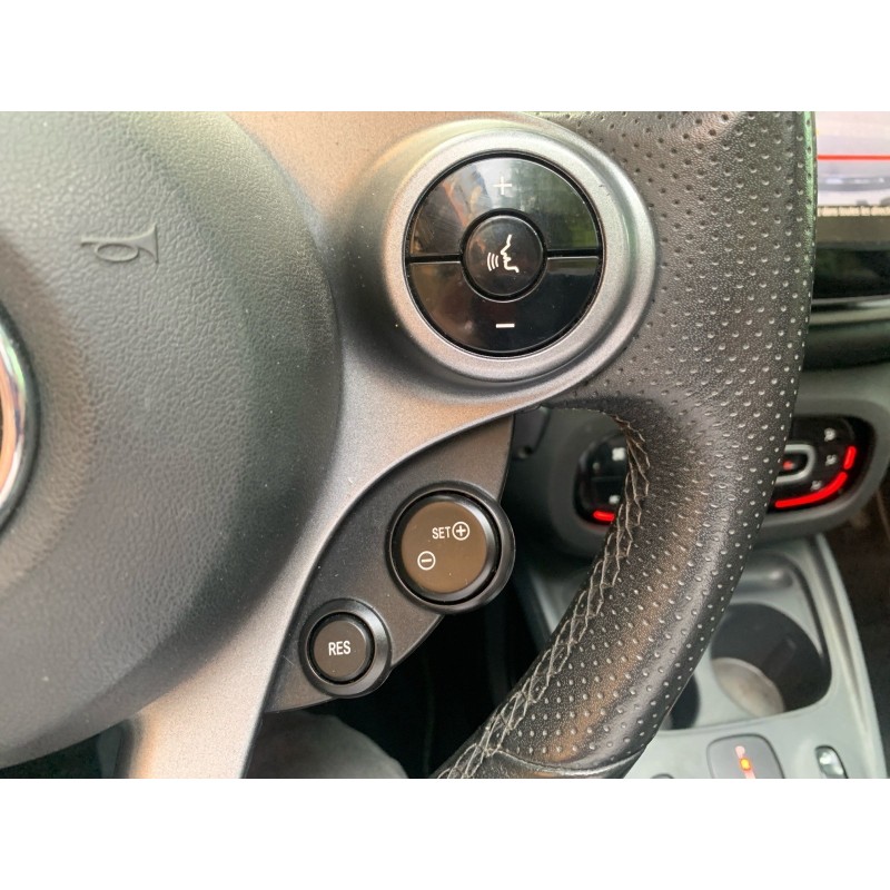 SMART FORTWO CABRIO 0.9 90 ch SS BA6 Prime caméra led style brabus garantie 12 mois