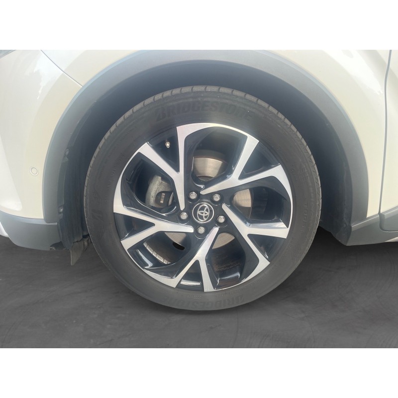 TOYOTA C-HR HYBRIDE 122h Graphic Entretiens Toyota Garantie constructeur