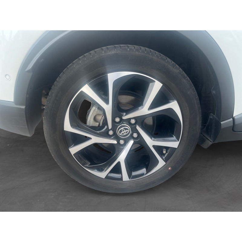 TOYOTA C-HR HYBRIDE 122h Graphic Entretiens Toyota Garantie constructeur
