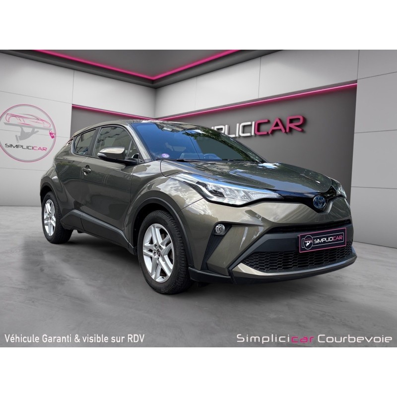 TOYOTA C-HR HYBRIDE MY23 1.8L Dynamic CAMERA CARPLAY GARANTI 12 MOIS