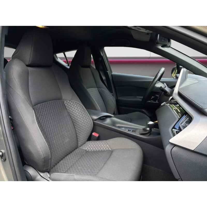 TOYOTA C-HR HYBRIDE MY23 1.8L Dynamic CAMERA CARPLAY GARANTI 12 MOIS