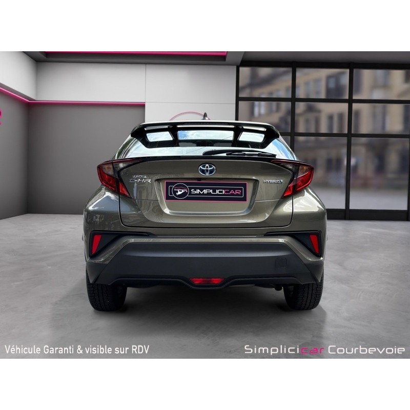 TOYOTA C-HR HYBRIDE MY23 1.8L Dynamic CAMERA CARPLAY GARANTI 12 MOIS
