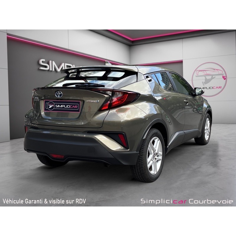 TOYOTA C-HR HYBRIDE MY23 1.8L Dynamic CAMERA CARPLAY GARANTI 12 MOIS