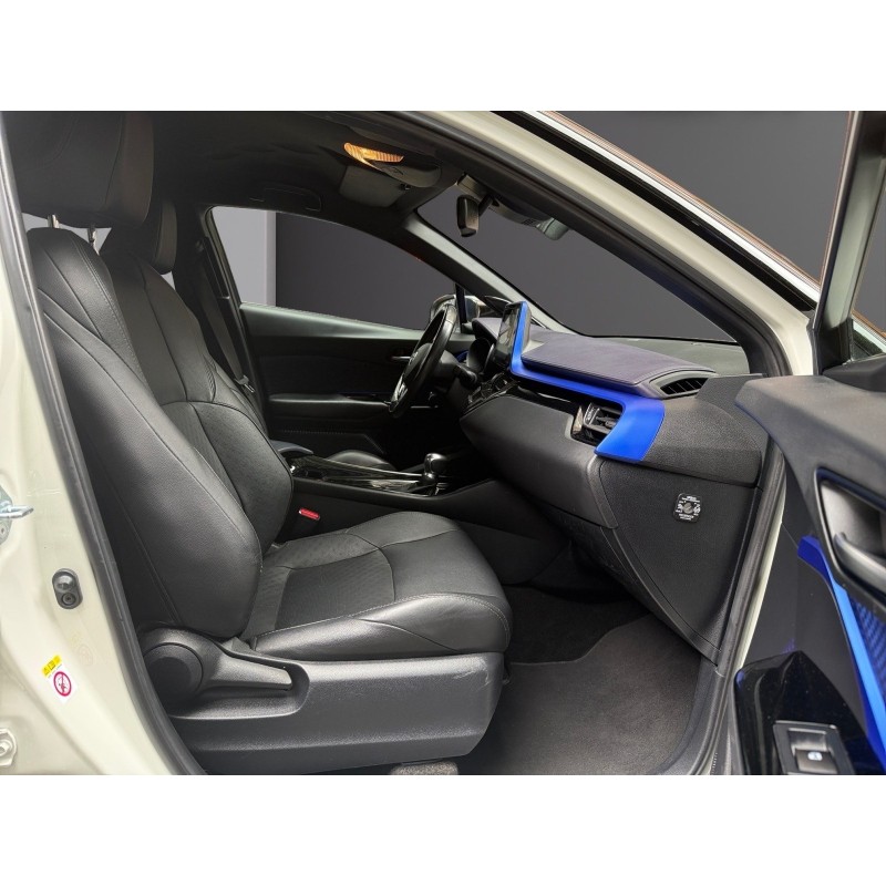 TOYOTA C-HR HYBRIDE 122h Graphic Entretiens Toyota Garantie constructeur