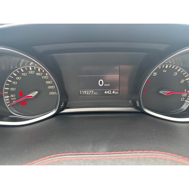 PEUGEOT 308 1.2 PureTech 130ch SS BVM6 GT Line Courroie Remplacée