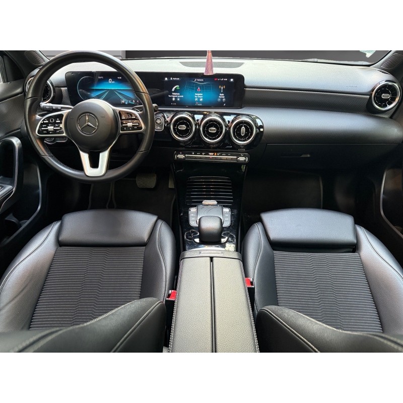 MERCEDES CLASSE A 180 7G-DCT Progressive Line Garantie 12 mois