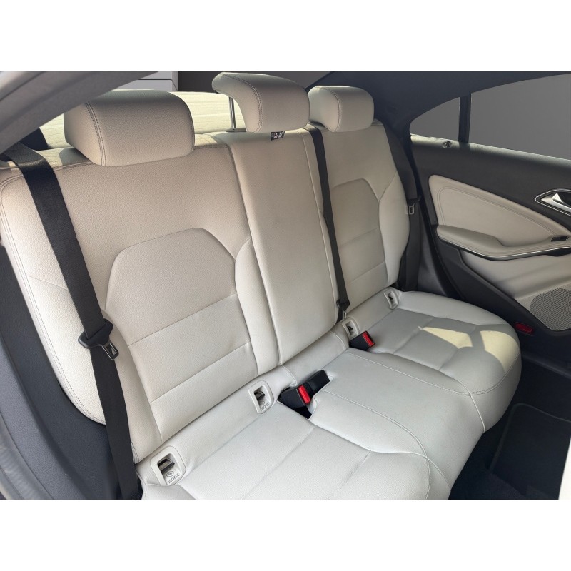MERCEDES CLASSE CLA 180 Sensation  LED/ CAMERA DE RECUL/SELLERIE CUIR/