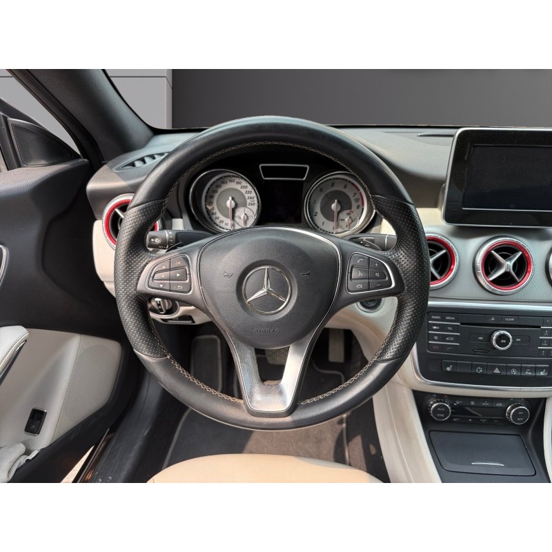 MERCEDES CLASSE CLA 180 Sensation  LED/ CAMERA DE RECUL/SELLERIE CUIR/