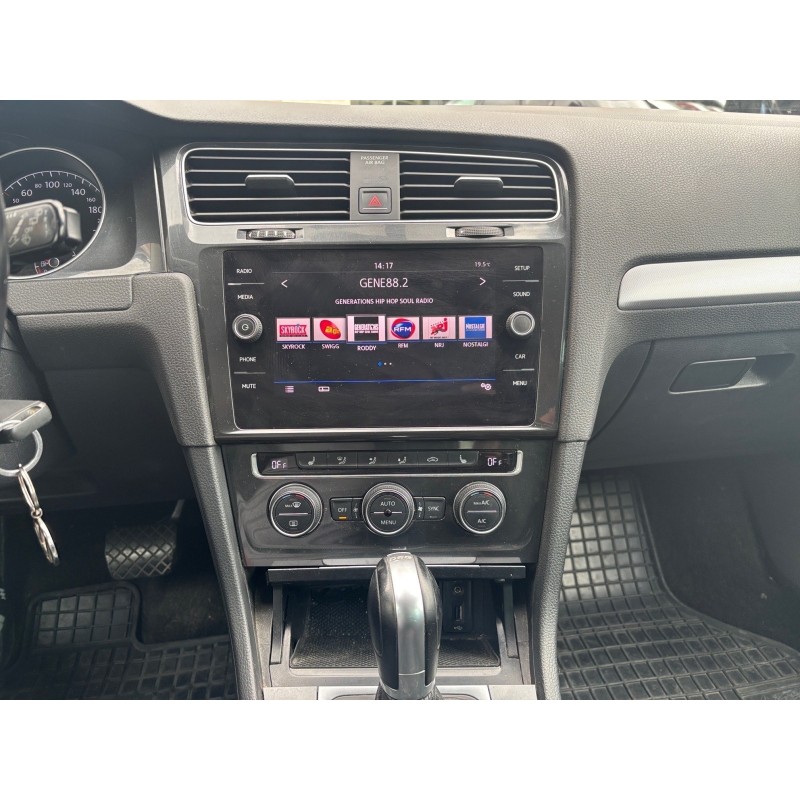 VOLKSWAGEN GOLF 1.0 TSI 110 DSG7 Confortline