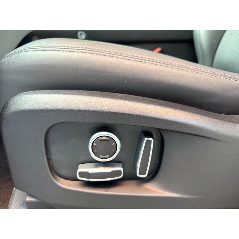 LAND ROVER DEFENDER 130 D250 MHEV BVA8 SE 8 Places Garantie 12 mois