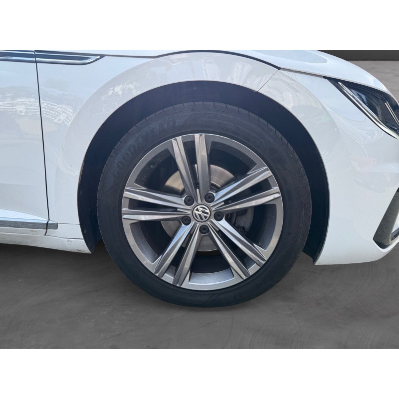 VOLKSWAGEN ARTEON 2.0 TSI 190 DSG7 R-line Exclusive/ GARANTIE 12 MOIS/ TOIT PANO OUVRANT INTERIEUR CUIR/ CAMERA DE RECUL/...
