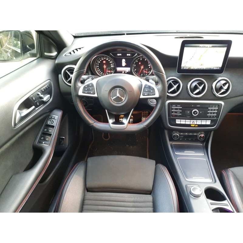 MERCEDES GLA 250 7-G DCT 2.0 211 CH Fascination Pack AMG  Harman kardon