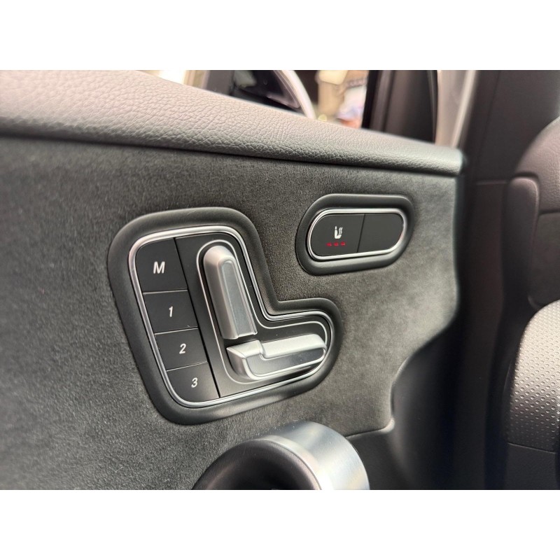 MERCEDES CLASSE A 250 e 8G-DCT AMG Line/FULL ENTRETIEN MERCEDES/APPLE CARPLAY/SIEGES CHAUFFANT/ BURMESTER/GARANTIE 12 MOIS