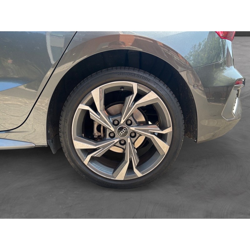 AUDI A3 SPORTBACK 40 TFSIe 204 S tronic 6 S Line