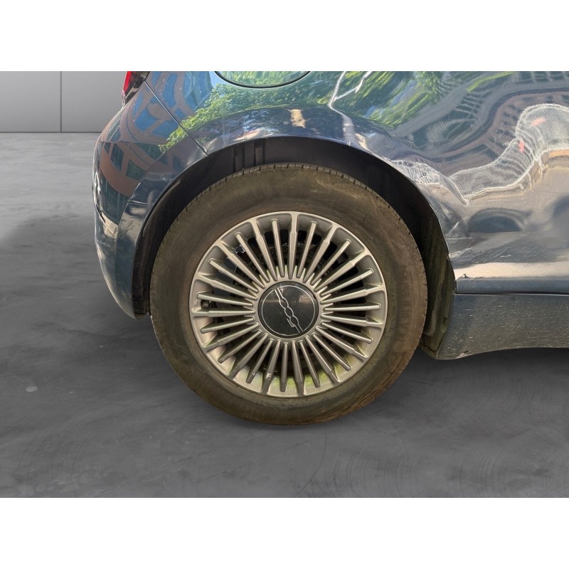 FIAT 500 NOUVELLE e 118 ch /GARANTIE 12 MOIS/CARPLAY/ECRAN TACTILE/CLIMATISATION