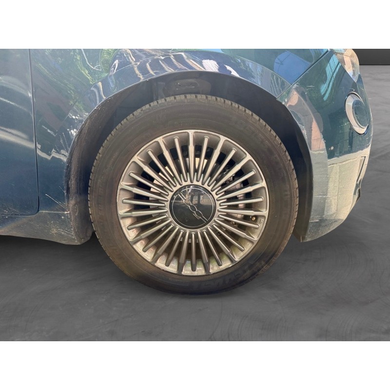 FIAT 500 NOUVELLE e 118 ch /GARANTIE 12 MOIS/CARPLAY/ECRAN TACTILE/CLIMATISATION
