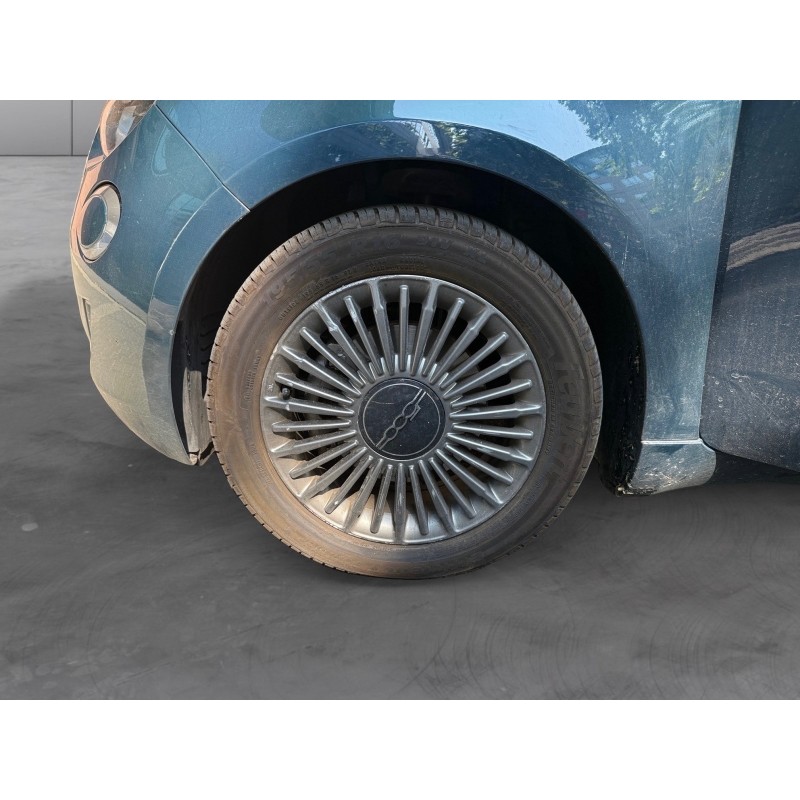 FIAT 500 NOUVELLE e 118 ch /GARANTIE 12 MOIS/CARPLAY/ECRAN TACTILE/CLIMATISATION