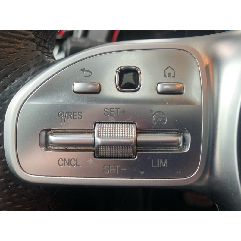 MERCEDES GLB 220 d 8G-DCT 4Matic AMG Line 7 PLACES FRANCAIS TOIT OUVRANT CAR PLAY