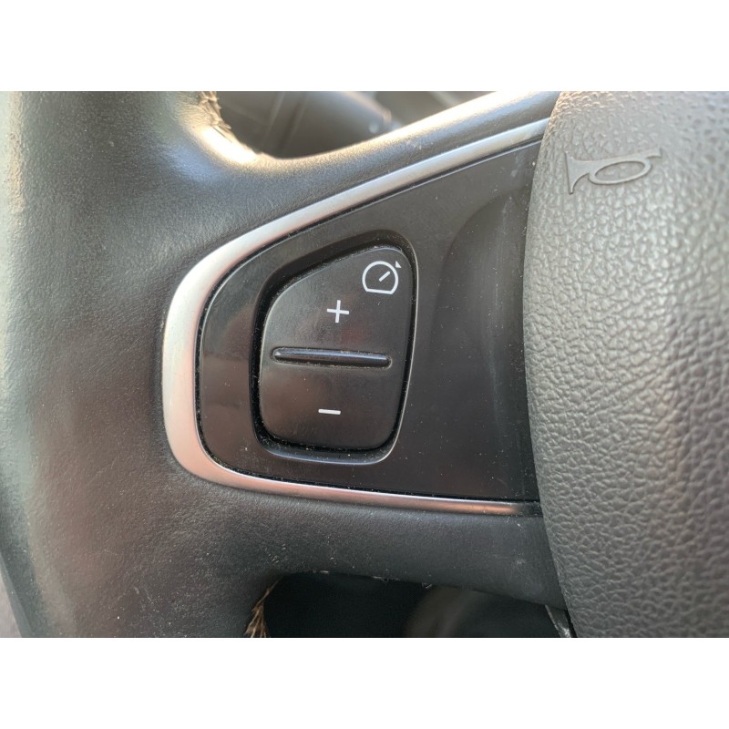 RENAULT CLIO IV TCe 120 Energy EDC Initiale Paris CAMERA TOIT PANORAMIQUE GARANTIE 12 MOIS