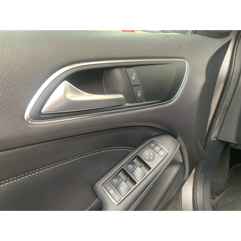 MERCEDES CLASSE B 200 CDI BlueEFFICIENCY Sport 7-G DCT A garantie 12 mois full entretiens