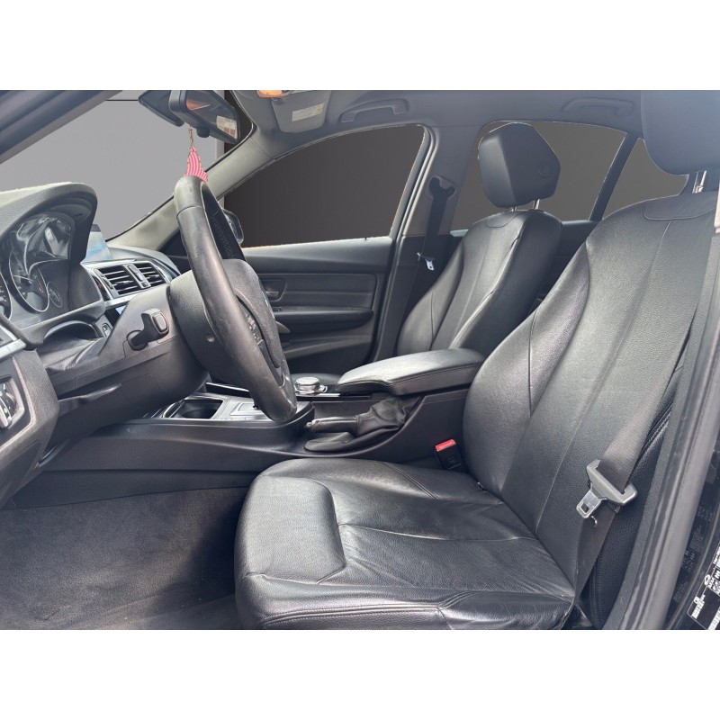 BMW SERIE 3 F30 LCI 318d 150 ch Executive A