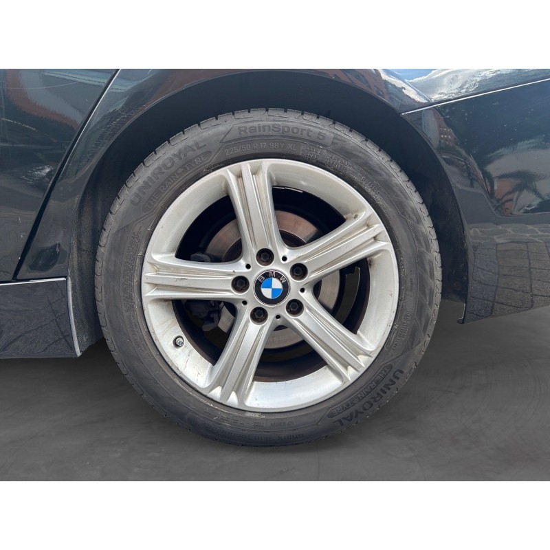 BMW SERIE 3 F30 LCI 318d 150 ch Executive A