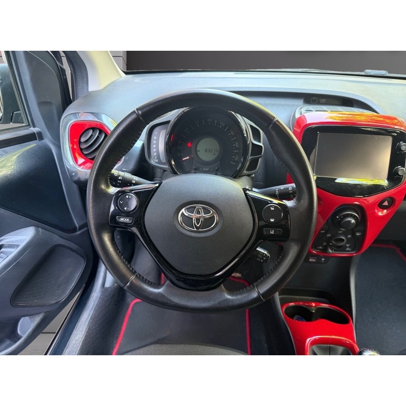 TOYOTA AYGO 1.0 VVT-i x-play/GARANTIE 12 MOIS/ENTRETIEN CONSTRUCTEUR/ECRAN/CAMERA DE RECUL
