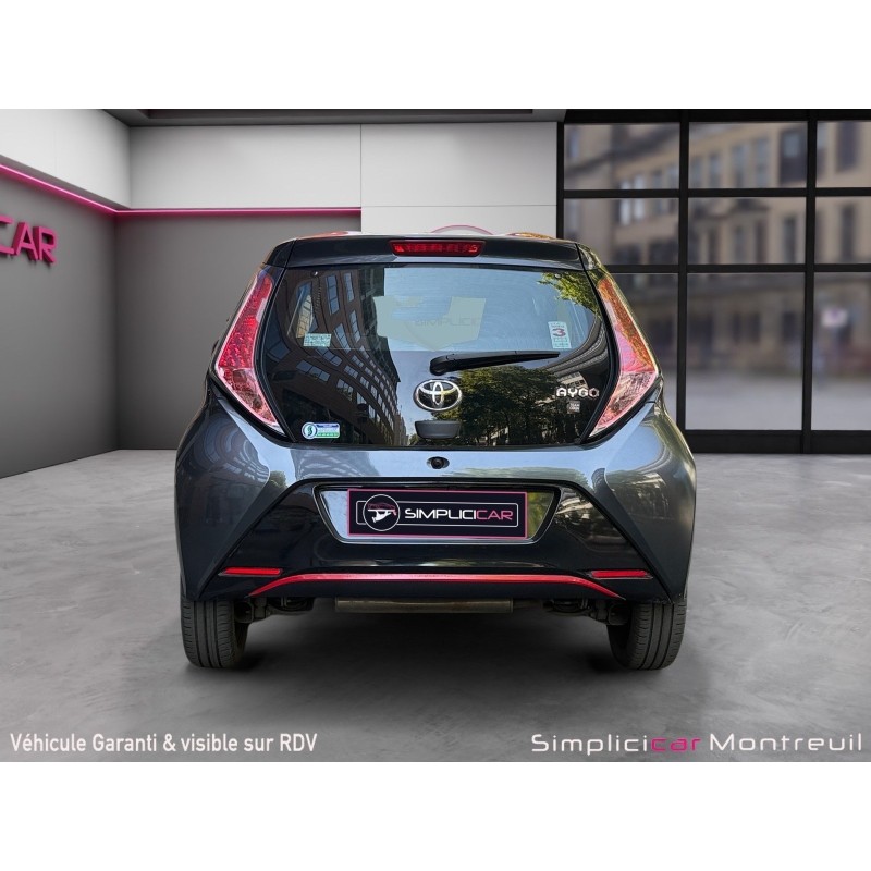 TOYOTA AYGO 1.0 VVT-i x-play/GARANTIE 12 MOIS/ENTRETIEN CONSTRUCTEUR/ECRAN/CAMERA DE RECUL