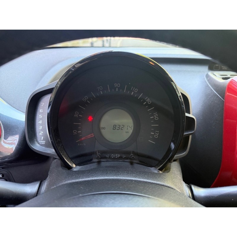 TOYOTA AYGO 1.0 VVT-i x-play/GARANTIE 12 MOIS/ENTRETIEN CONSTRUCTEUR/ECRAN/CAMERA DE RECUL