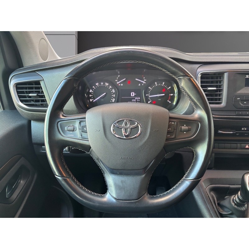 TOYOTA PROACE VERSO RC18 Medium 120 D-4D BVM6 Dynamic