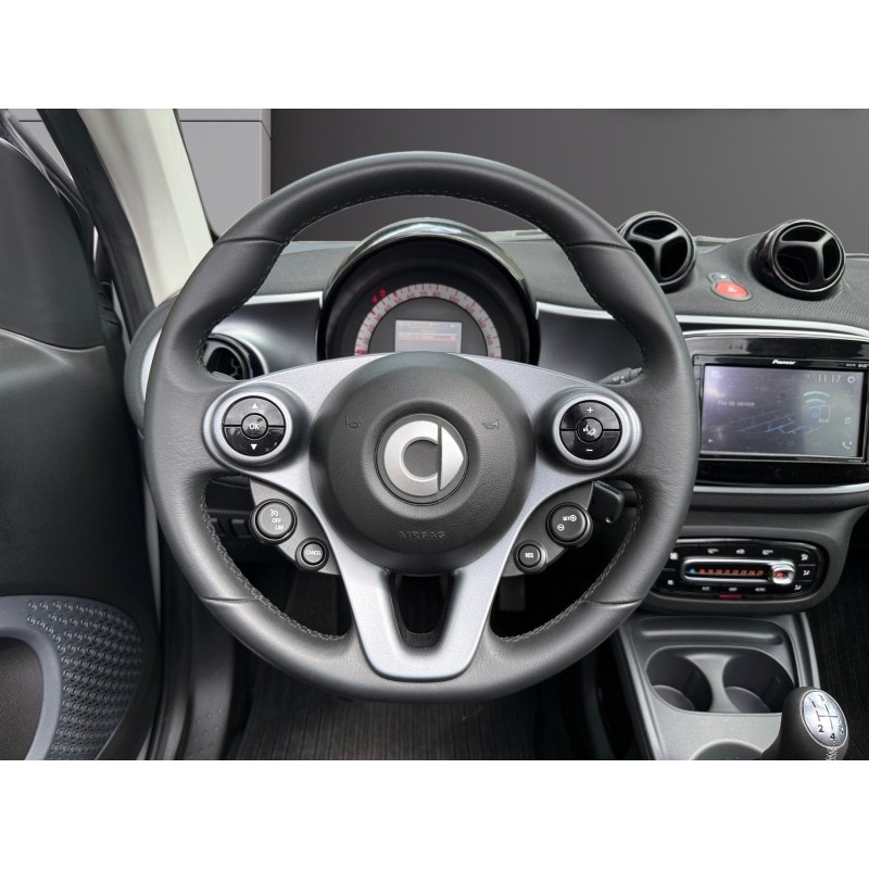 SMART FORTWO COUPE 1.0 71 ch SS Passion/CABRIOLET/GARANTIE 12 MOIS/ENTRETIEN COMPLET/CARLAY/ECHAPPEMENT SPORT