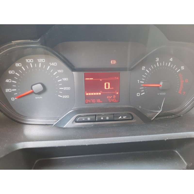 PEUGEOT PARTNER FOURGON STANDARD 1.6 BLUEHDI 75 BVM5